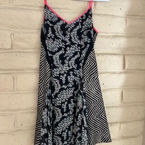 Elizabeth & James Stylish Black and White Patterned Dress